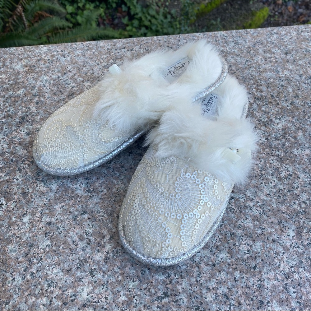 Pretty you London slippers